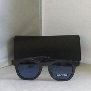 - Italia Independent Chunky Rounded Square